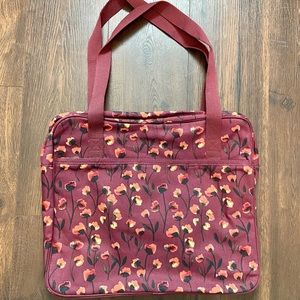 Thirty-One Away for the Weekender